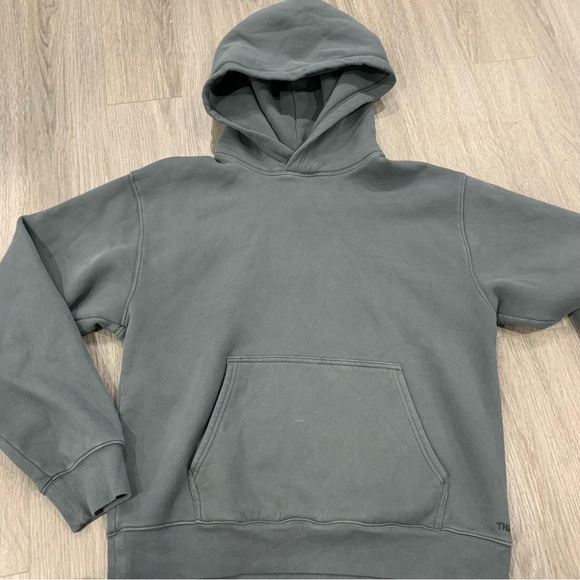 Aritzia Sweaters - ARITZIA TNA Sweatfleece Cozy Fleece Perfect Fit L hoodie Echo Grey